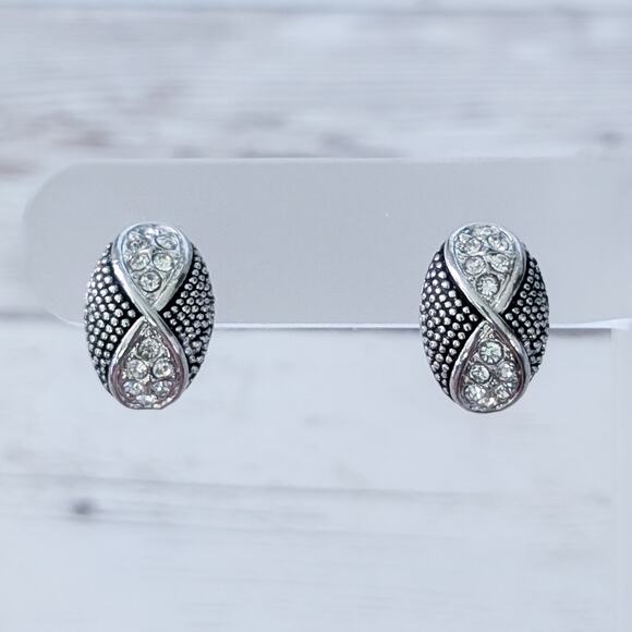 Vintage Clip On Earrings Elegant & Stylish Silver Tone & Clear Gems - Picture 1 of 8